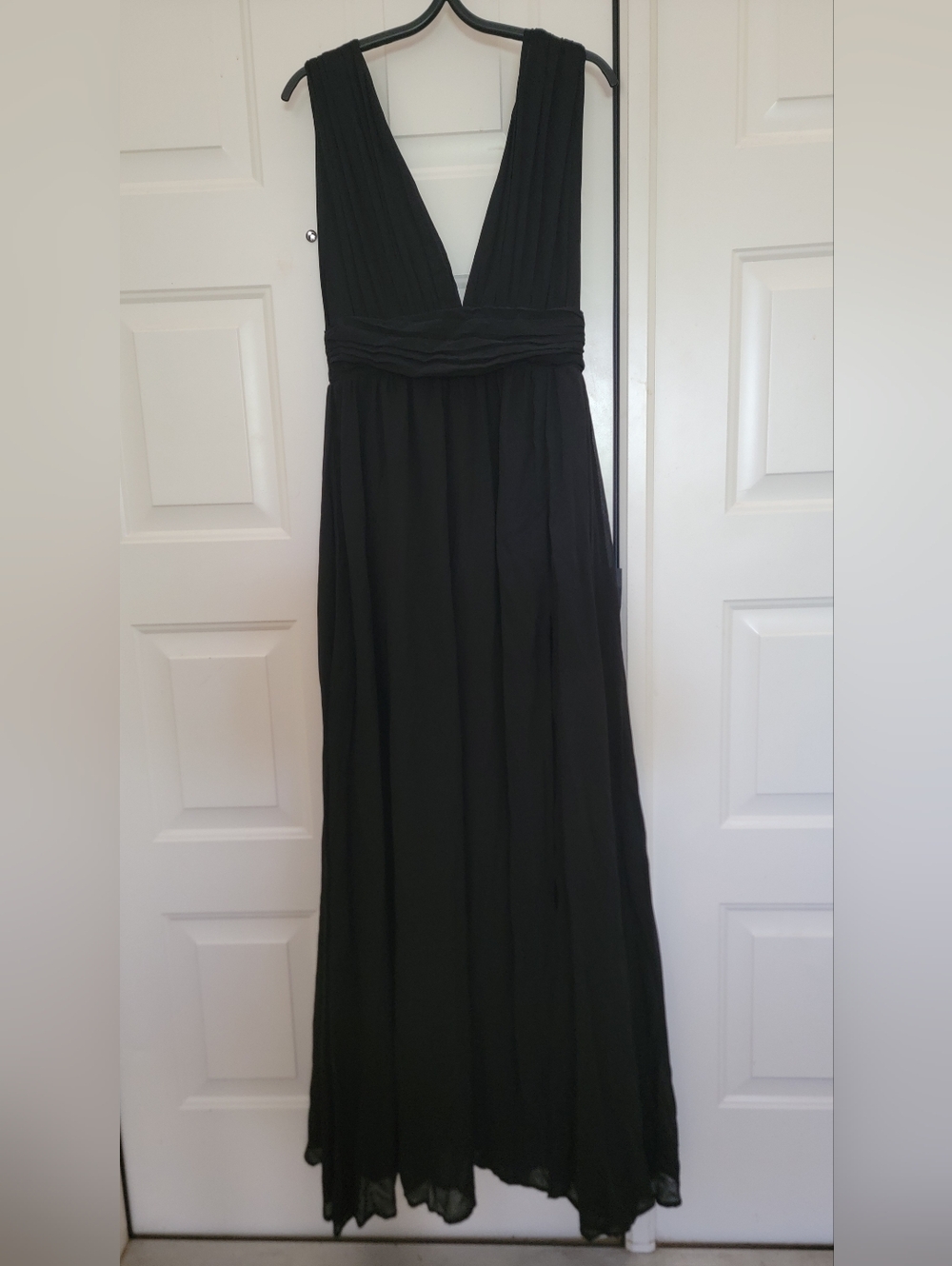 Lulu's Heavenly Hues Black V‑Neck Maxi Dress with High Slit Size Small - Picture 4 of 7